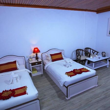 Hotel Queen Mandalay Exterior foto